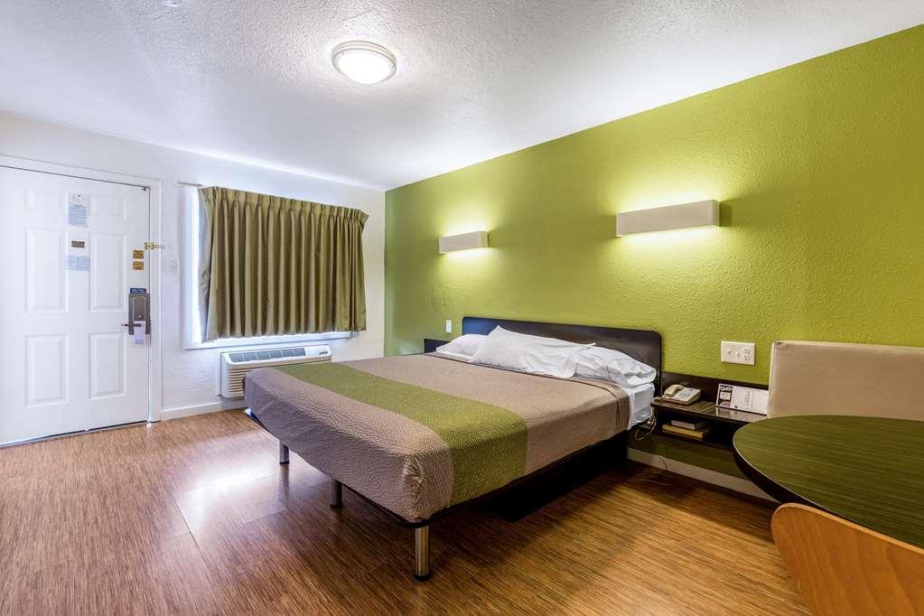 Motel 6 Сан-Рафаель Номер фото