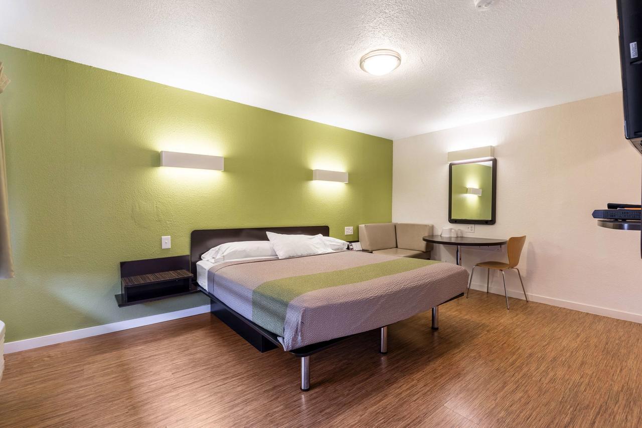 Motel 6 Сан-Рафаель Екстер'єр фото