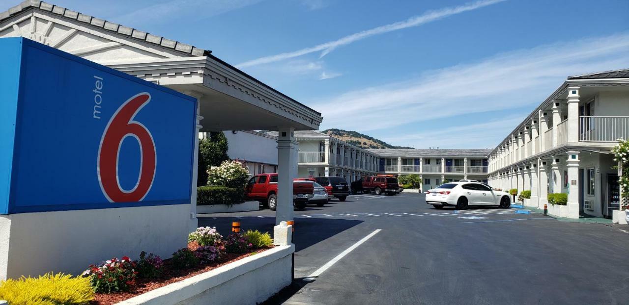 Motel 6 Сан-Рафаель Екстер'єр фото